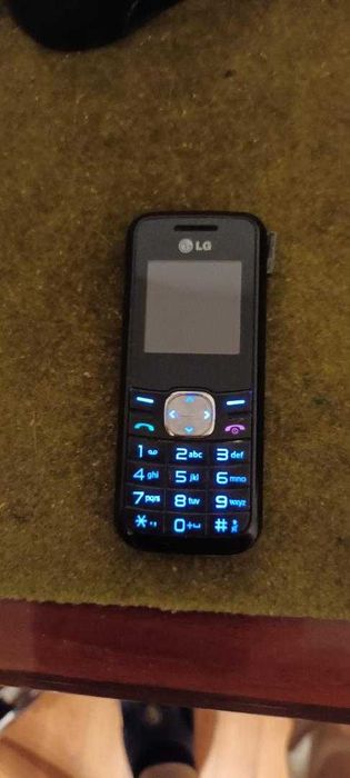 Vând telefoane utilizate.