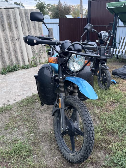 Мотоцикл Suzuki GSX 200