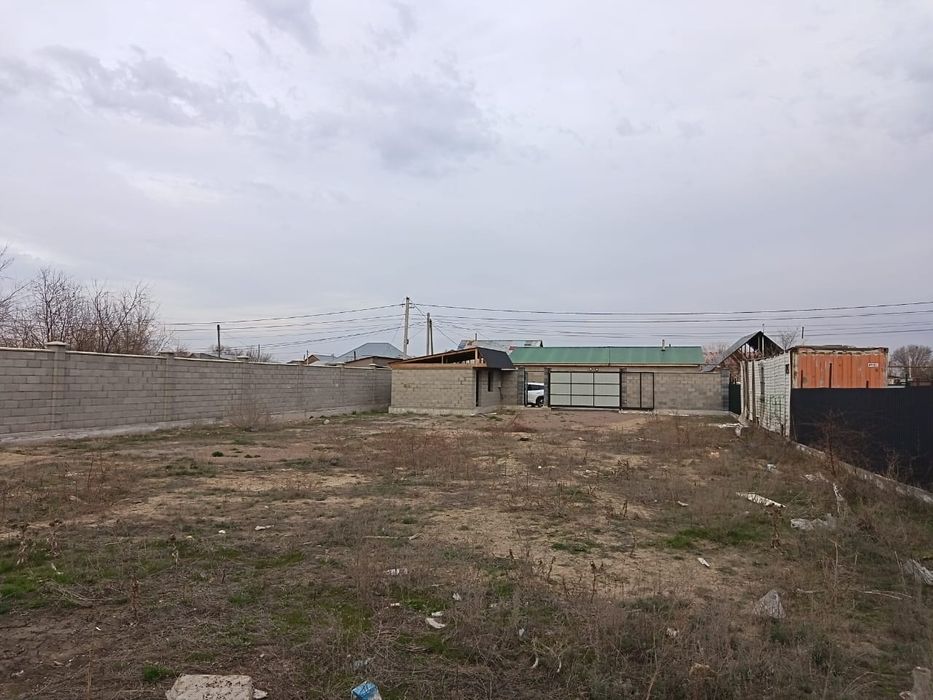 Участок огорожденный