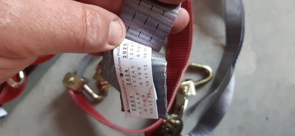 Колани триточкови Lohr