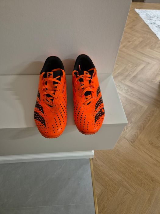 Продаются зальники Adidas
