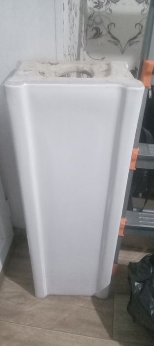 Раковина со смесителем