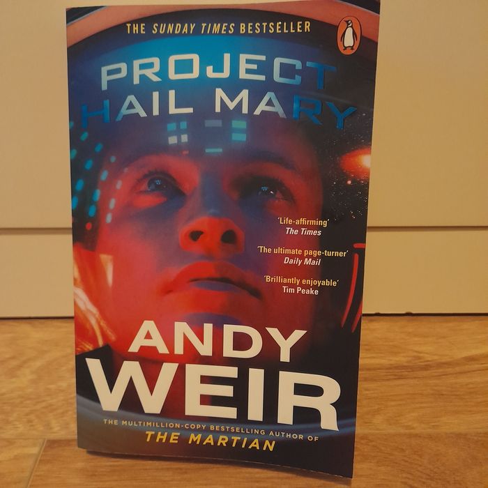 Лот - сай фай и фентъзи на английски