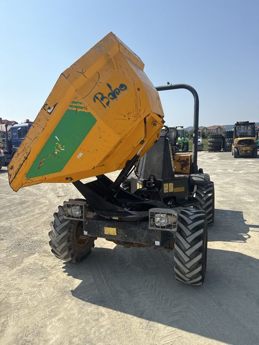 De vanzare sau da inchiriat Dumper cu cuva rotarive  JCB - 3 T