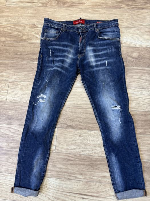 Дънки Pause и Teodor