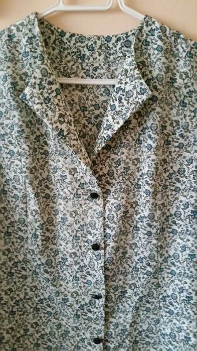 Costum -fusta si bluza