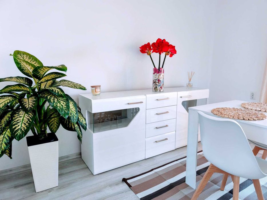 Продава се Къща в с. Царичино, Област Добрич - 270 кв.м за 576 €/кв.м - Снимка #4