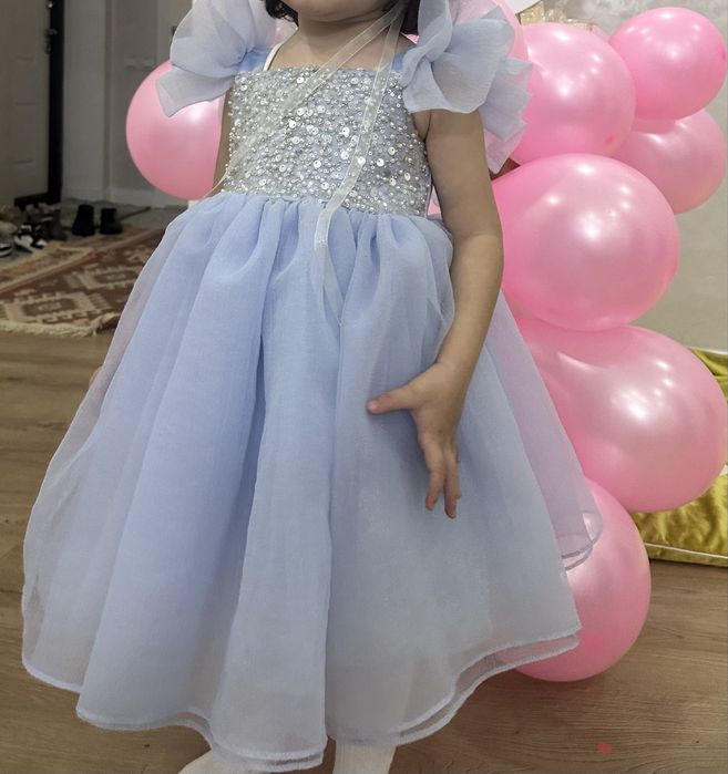 Нарядное платье для девочки (2–3 года)