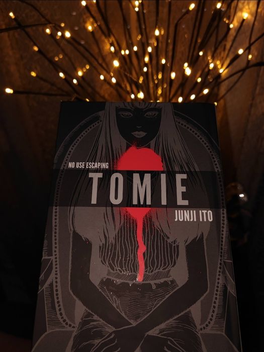 Junji Ito Tomie Deluxe Edition Manga
