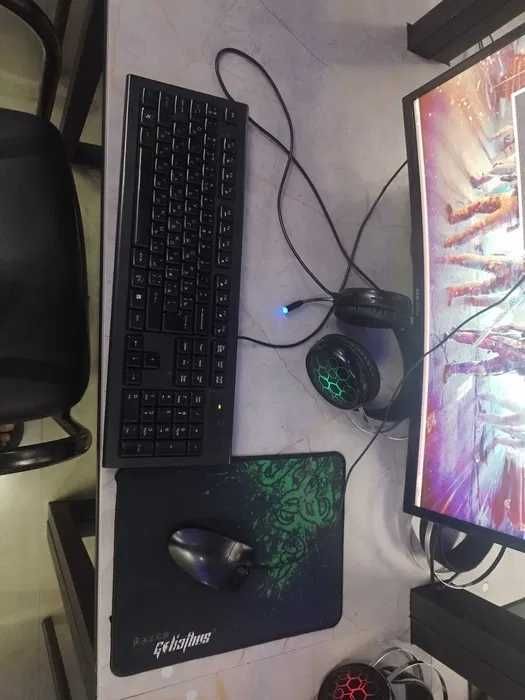 Kompyuterlar stoliladi