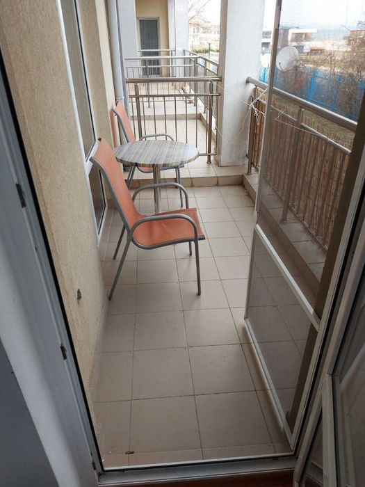 Продава се Двустаен апартамент в Бургас, Крайморие - 72 кв.м за 595 €/кв.м - Снимка #4