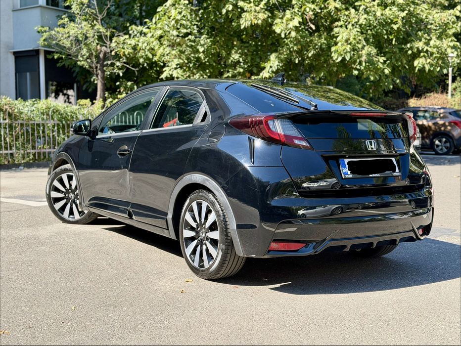 Honda Civic FK2 generatia IX 1.8 automata