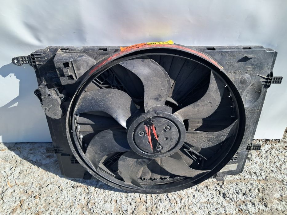 Вентилатор Mercedes W247 W211 A990 W205 X253