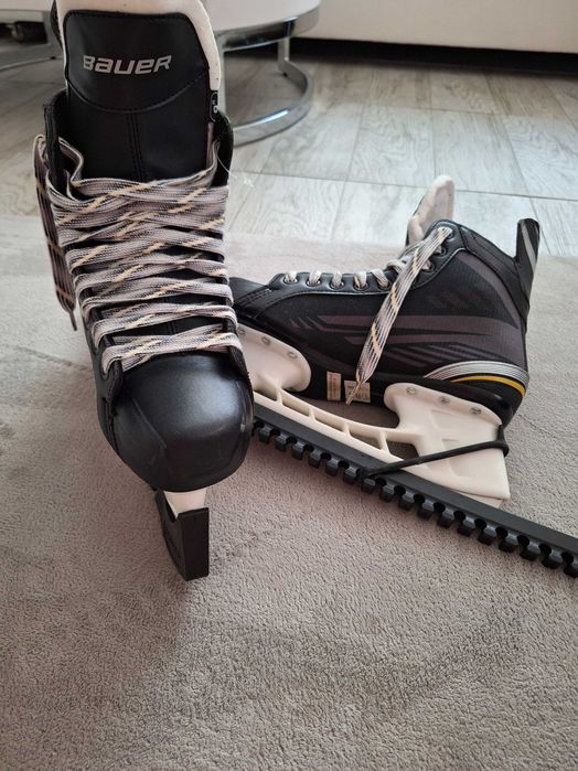 Хокейни кънки BAUER