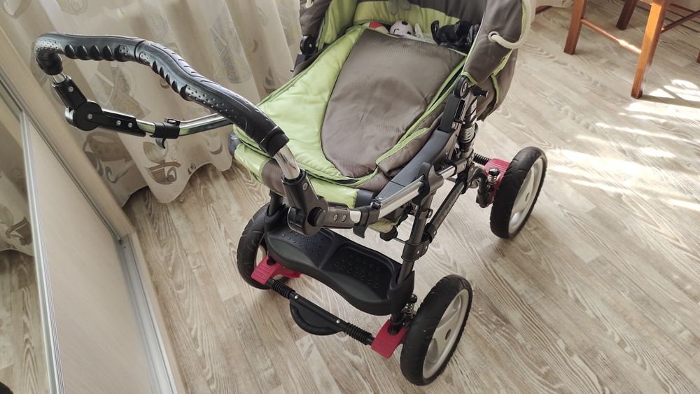 Детская коляска!