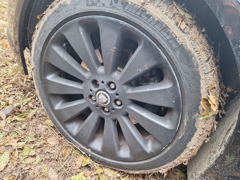 Dezmembrari Jaguar Xf 2.7 diesel an 2006