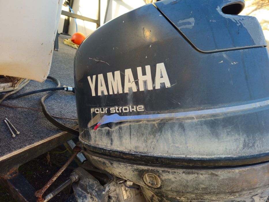 Продам лодочный мотор Yamaha 50