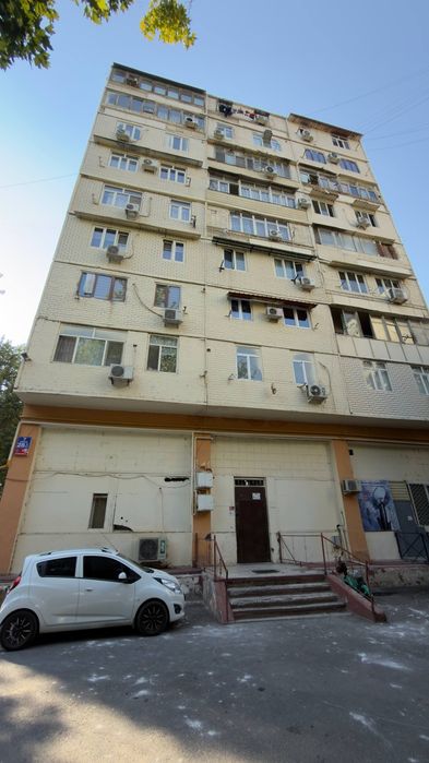 Kvartira sotiladi