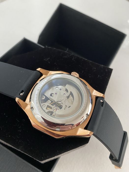 Frank Meier Луксозни механични/ръчни часовници в два цвята