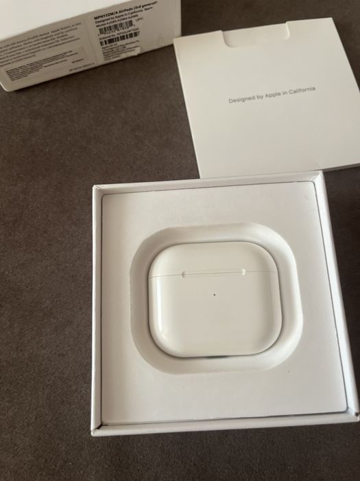 Airpods 3 продажа обмен