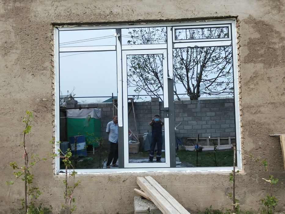 Пластиквые окна и двери витражи
