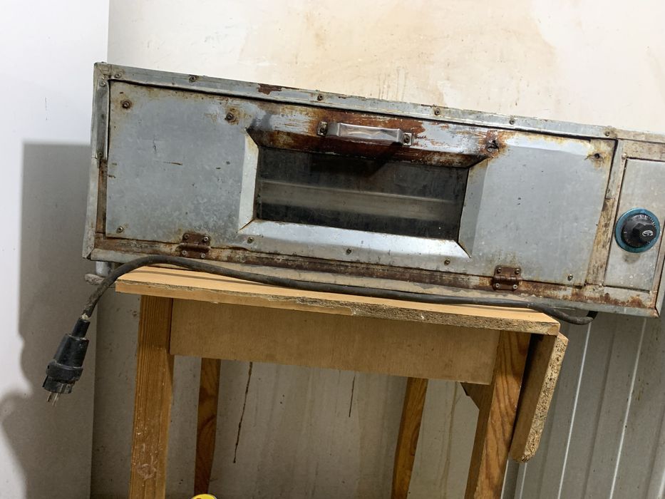 Продаётся печь для самсы и выпечки