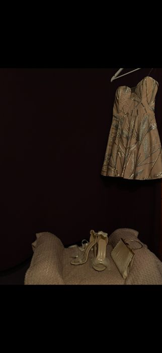 Бална рокля,бежова с розово