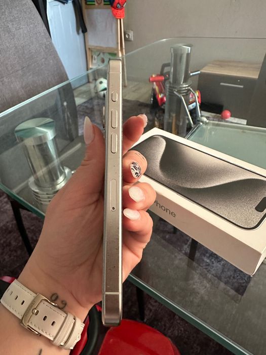 Iphone 14pro 128gb и iphone 15pro 128gb