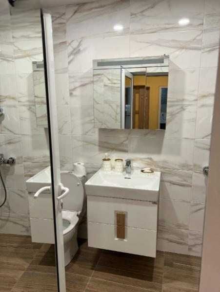 Дава се под наем Двустаен апартамент в София, Изгрев - 60 кв.м за 747.66 € - Снимка #3