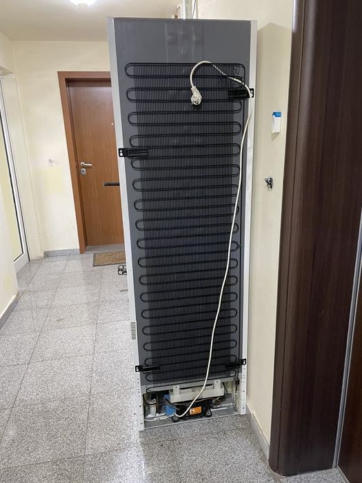 Хладилник за вграждане с фризер Eurolux