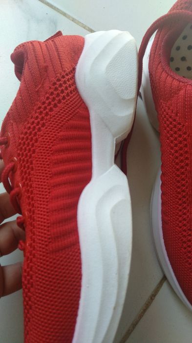 Әйел аяқ киімдері