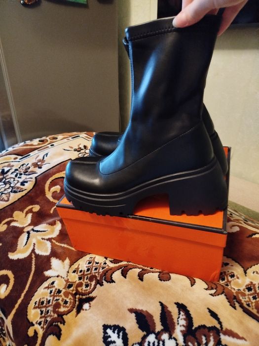 Ботинки ботильоны на платформе женские