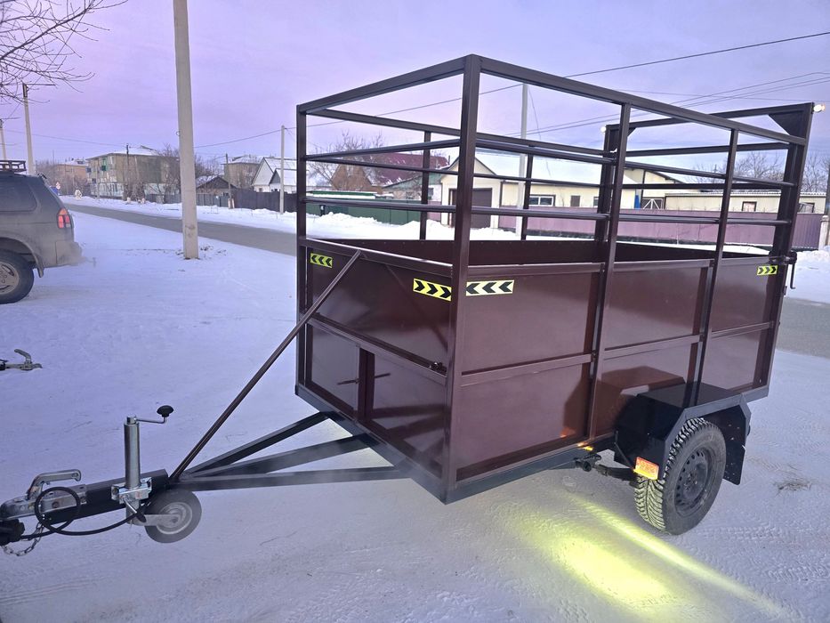 Продам прицеп коневозка