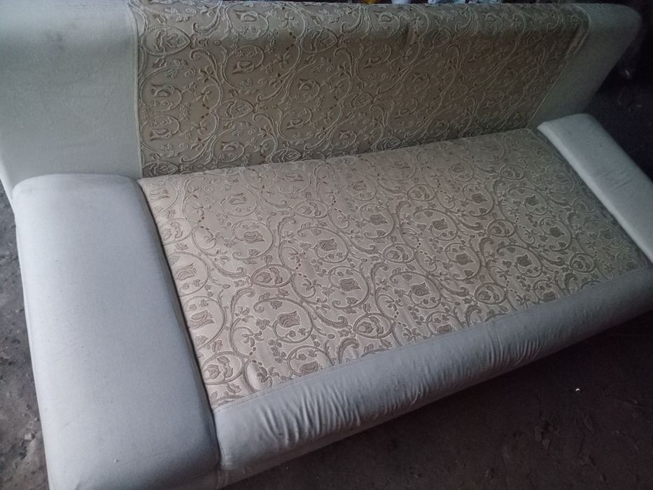 Продам диван б/у