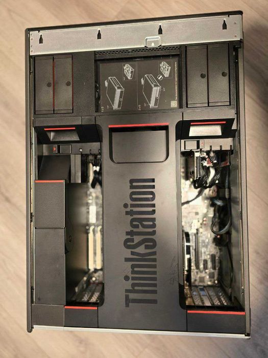 Workstation/Server Lenovo P910 24C/48T, 64GB ECC, 2x512GB NVMe