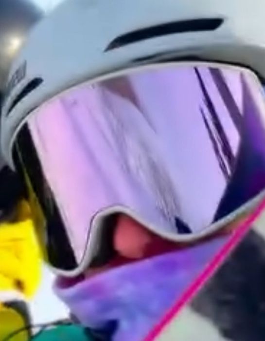 Продам маску сноубордическую