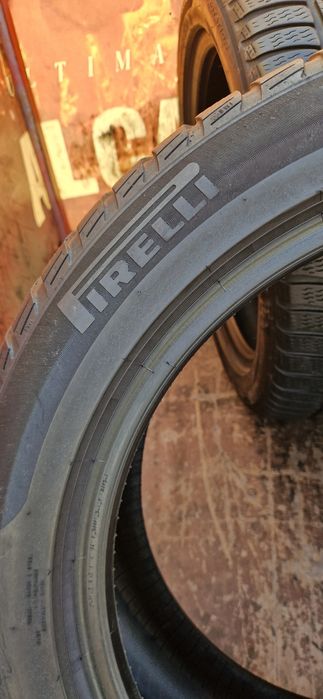 Set 4 Anvelope Pirelli 225 50 R18 M+S . Run-flat.  Dot 2021