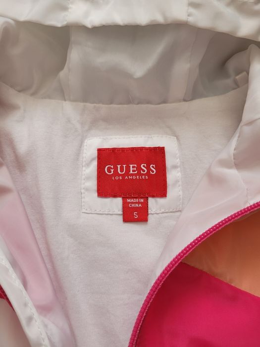 Geaca Guess 5 ani, noua