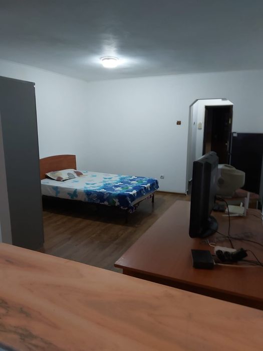 Inchiriez  Garsonieră  Cartier  Craiovei