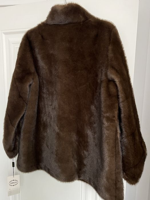 Элегантная эко шуба