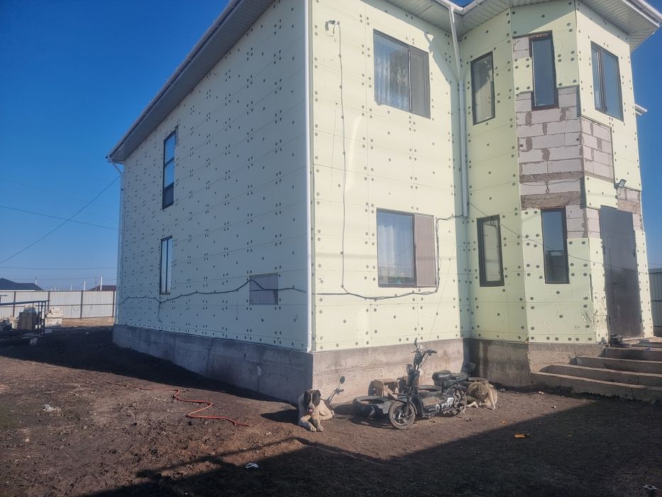 Продам дом коттедж.