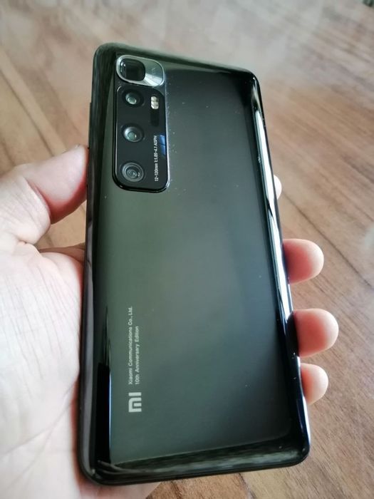 Xiaomi 10 Ultra.