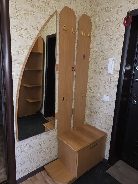 Продам прихожую не дорого