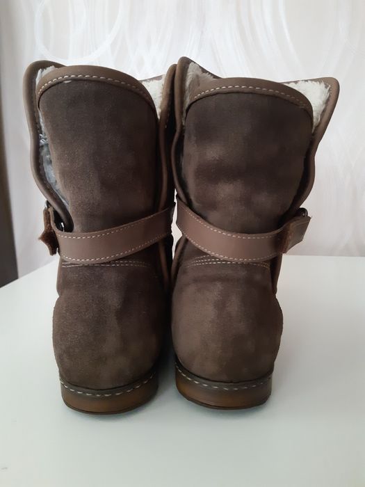 Продам полусапожки.