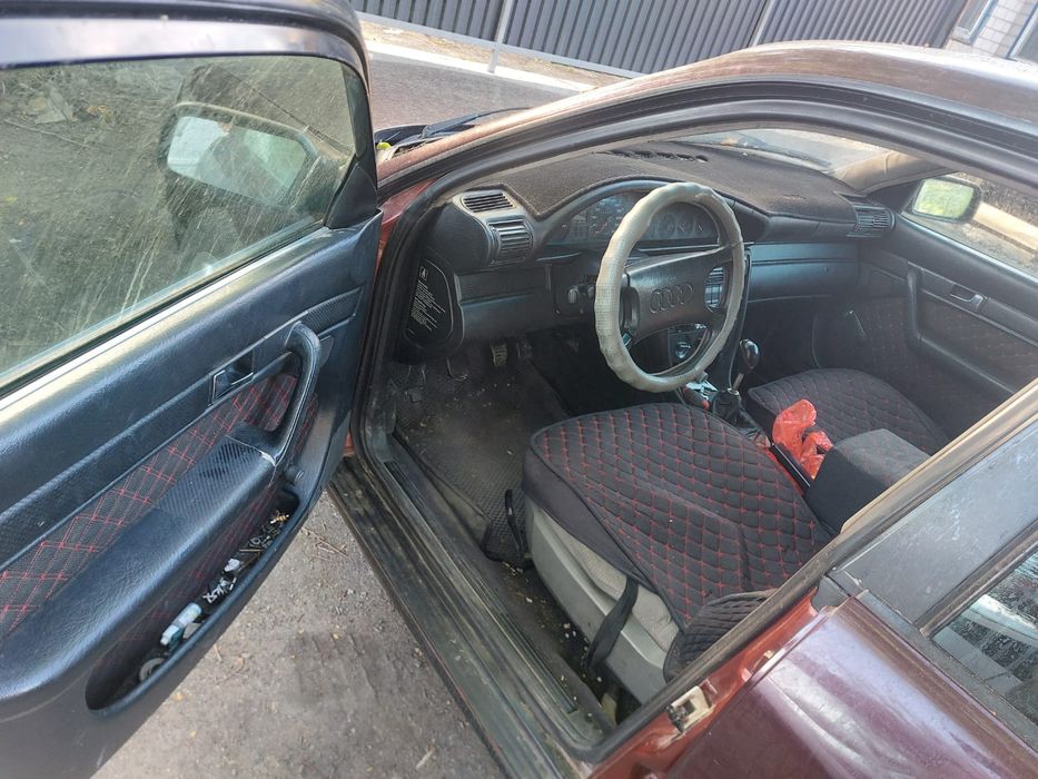 Продам Ауди 100 С4  срочно