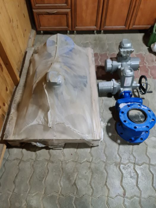 Задвижки с электроприводам AUMA