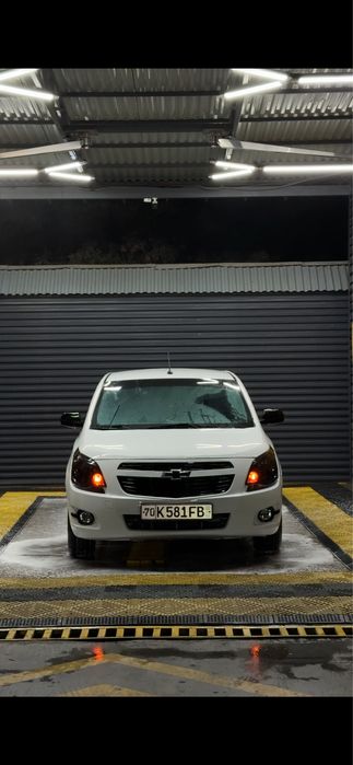 Кобалт 1.5 автомат белый