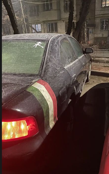 Автомобиль Mitsubishi Galant 2003