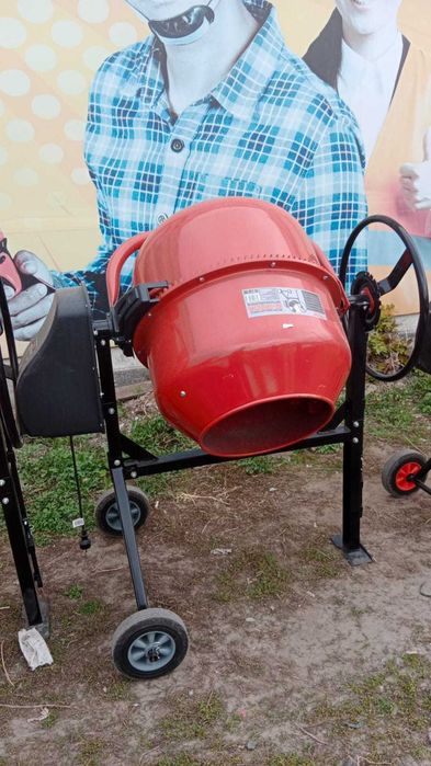 Бетономешалка от 140л