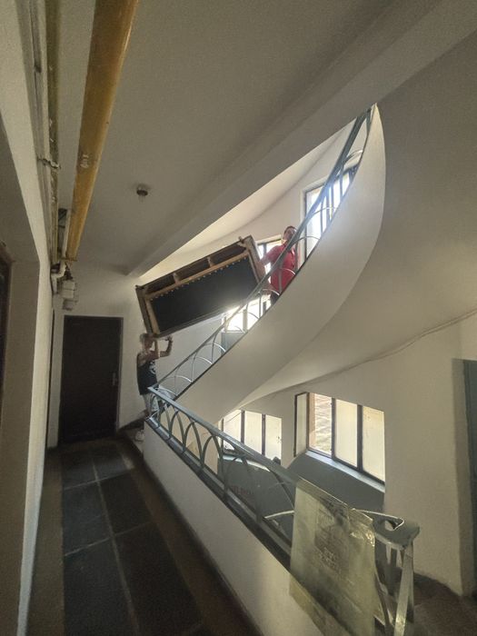 Transport mobilă , mutări , debarasari